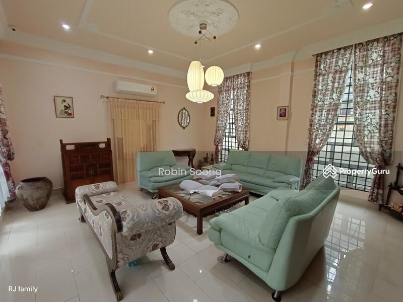 For Sale - Three Storey Bungalow in Bukit Beruang