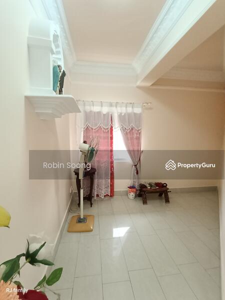 For Sale - Three Storey Bungalow in Bukit Beruang