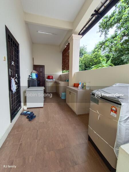 For Sale - Three Storey Bungalow in Bukit Beruang