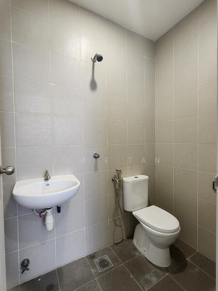 Untuk Disewa - Fairway Suites