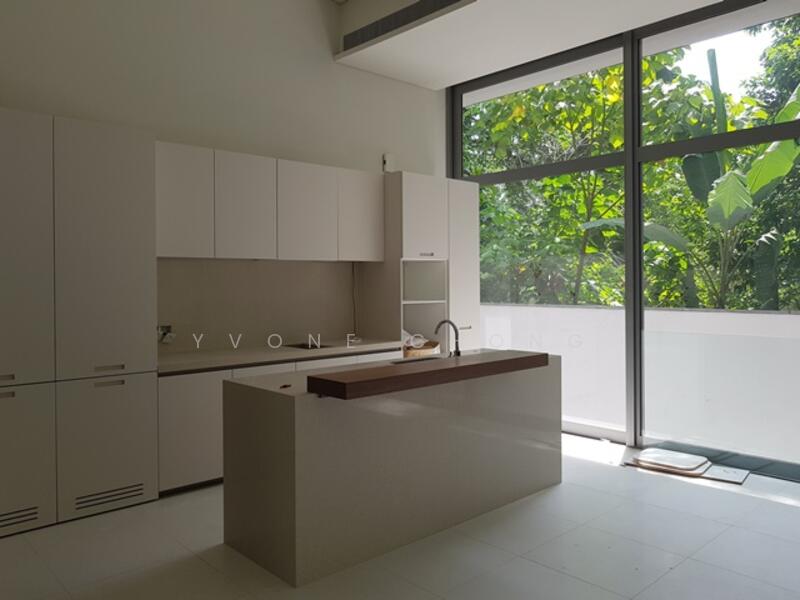 dry kitchen dining room