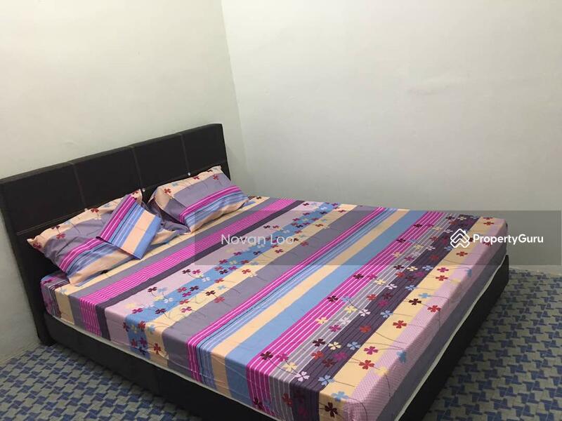 For Rent - Taman Iskandar Room Rent (near by CIQ)