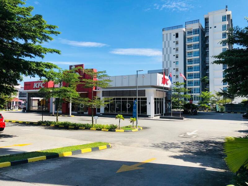 Untuk Dijual - Land for sale: Senai Commercial Land