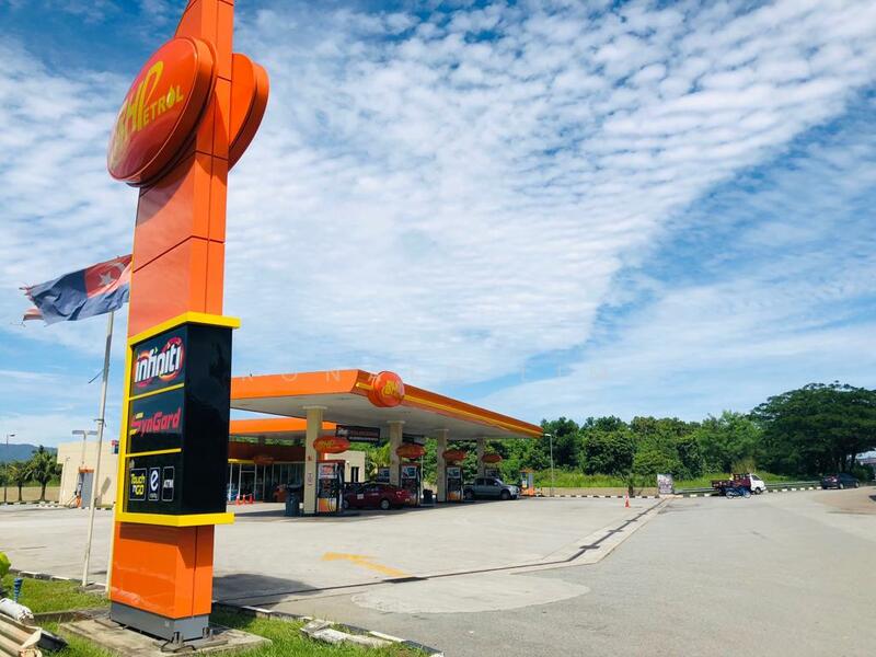 Untuk Dijual - Land for sale: Senai Commercial Land