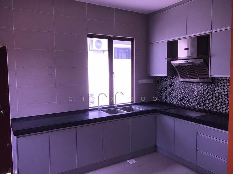 Rumah Banglo untuk Dijual di Bandar Seri Putra (Bangi) - Chrix Soo - PropertyGuru.com.my