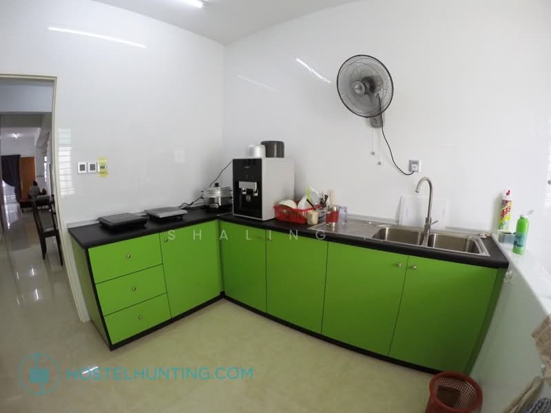 Rumah Teres 3-Tingkat untuk Dijual di Taman Taming Indah 2 (Bandar Sungai Long) - Shaling . - PropertyGuru.com.my