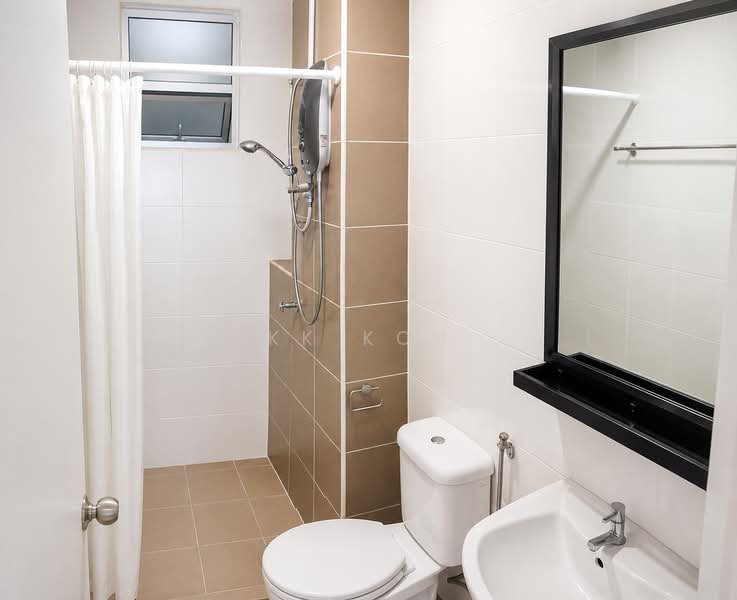 Apartment for Rent at Fairway Suites - KK Koh - Bathroom - PropertyGuru.com.my