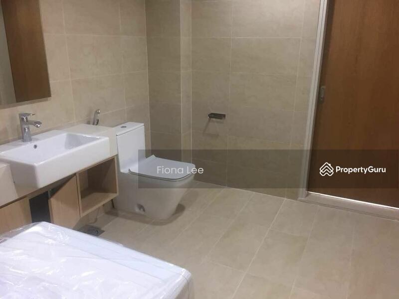 For Sale - plaza arkadia