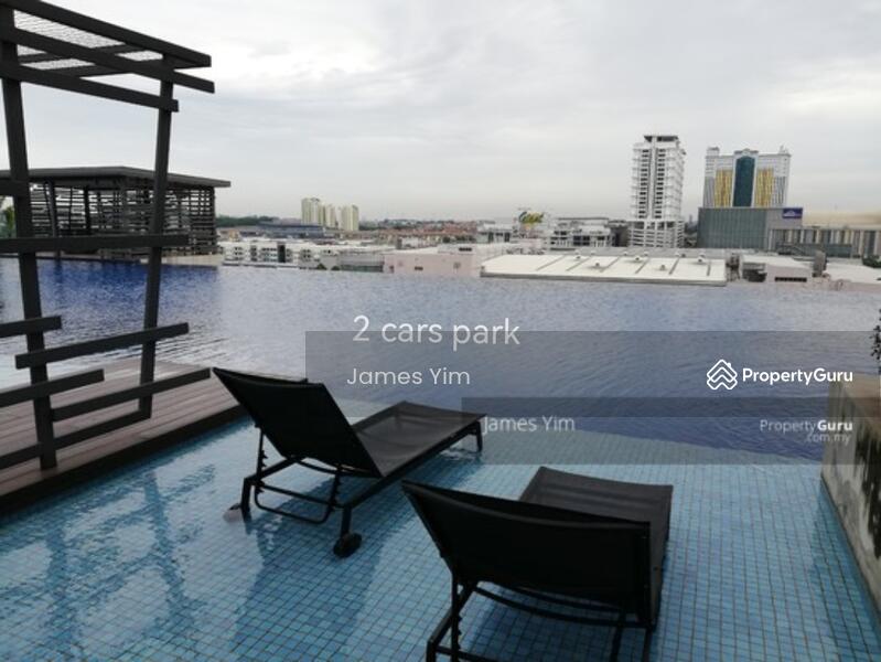 Infinity pool
