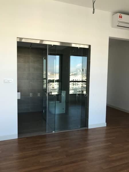 Servis Apartment untuk Dijual di V Residence 2 @ Sunway Velocity - Bryan Koh - PropertyGuru.com.my