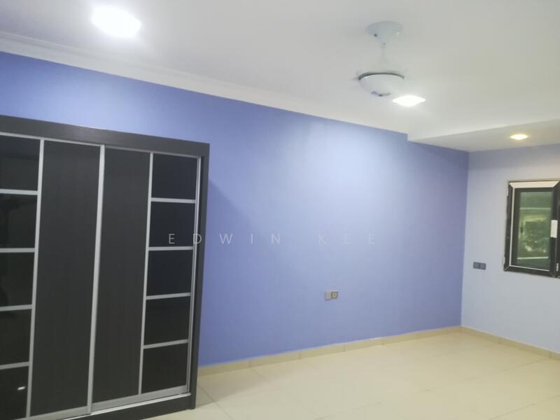 Untuk Dijual - 2 STOREY TERRACE ( SIZE : 30' X 70 ' ) @ TAMAN TANJUNG PHASE 3 LUKUT P. DICKSON ( FULLY RENOVATED )