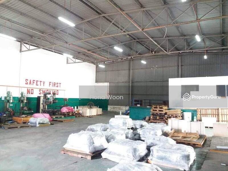 For Sale - Factory For Sale Perindustrian Taman Malim Jaya ,Malim Melaka