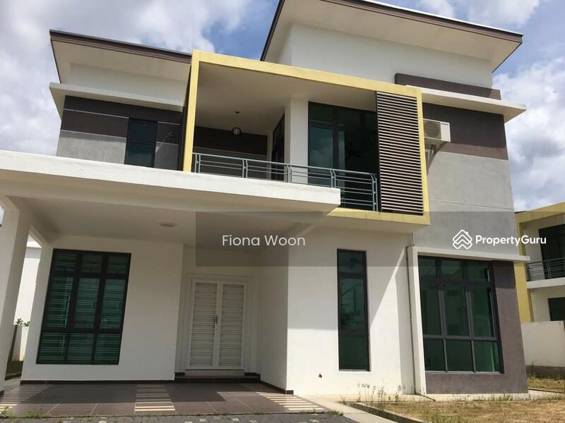 Gated Big Land Bungalow Taman Vista Kirana,Ayer Keroh Melaka, Ayer Keroh, Melaka, 6 Bedrooms