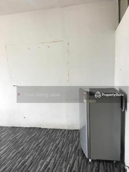 Untuk Disewa - Flat PKNS Section 7