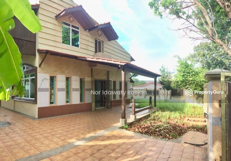 Minden Height Bungalow, Gelugor, Penang (Island), Penang, 5 Bedrooms
