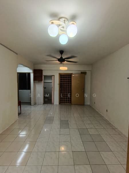 Pangsapuri untuk Disewa di Taman Pandan Cahaya - Sam Leong - Living Room - PropertyGuru.com.my