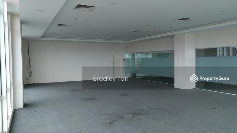 Untuk Disewa - V Square