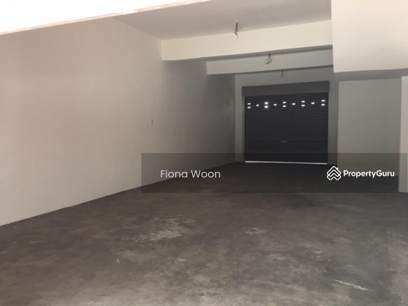 For Sale - Ground Floor Shop Lot Plaza Mahkota ,Melaka Raya Bandar Hilir Melaka