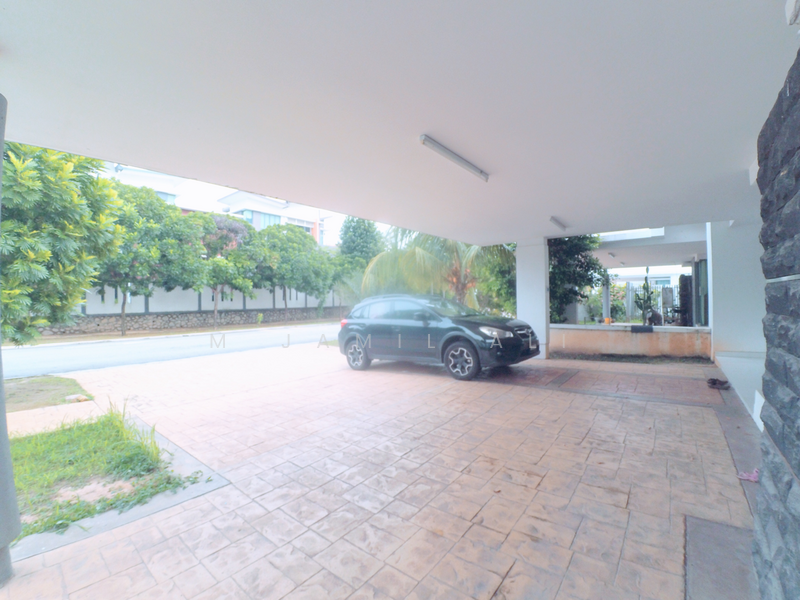 Front Not Direct To Other Houses