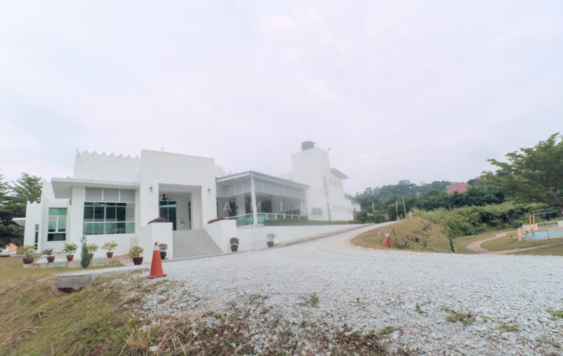 Surau Lakehill Villas