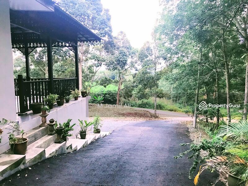 Laluan masuk ke rumah