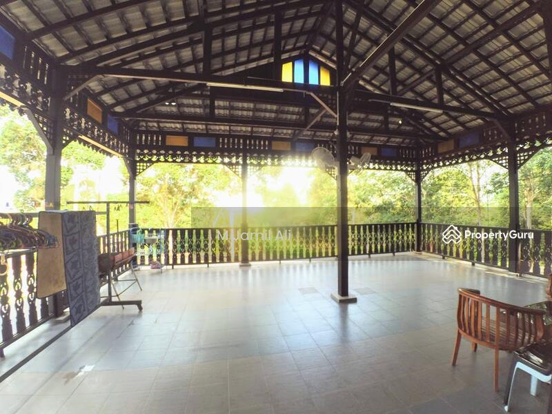 Balcony ( anjung seri ) 