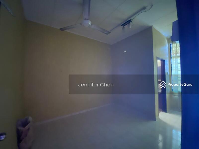 MRT Station 1 sty Taman dato demang house equine Lep seri kembangan