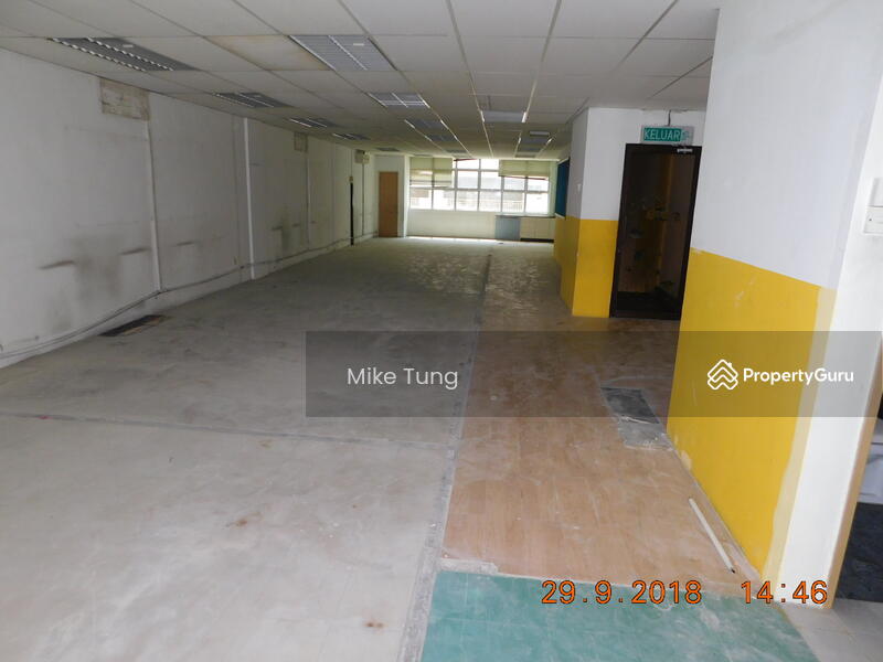 Untuk Dijual - SRI DESA ENTREPRENEURS PARK KUCHAI LAMA SHOP OLD KLANG ROAD FOR SALE