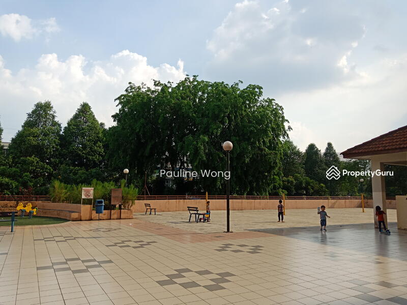 Badminton / Sepak Takraw Courts