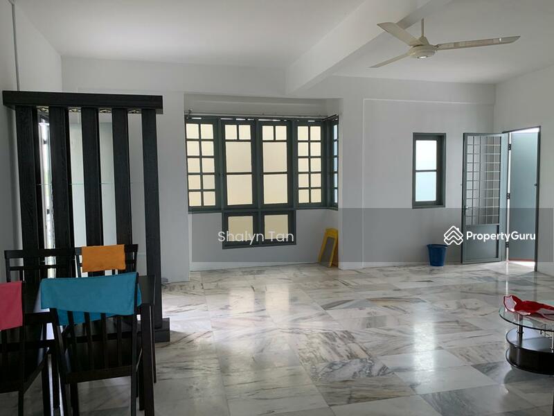 For Sale - Ujong Pasir