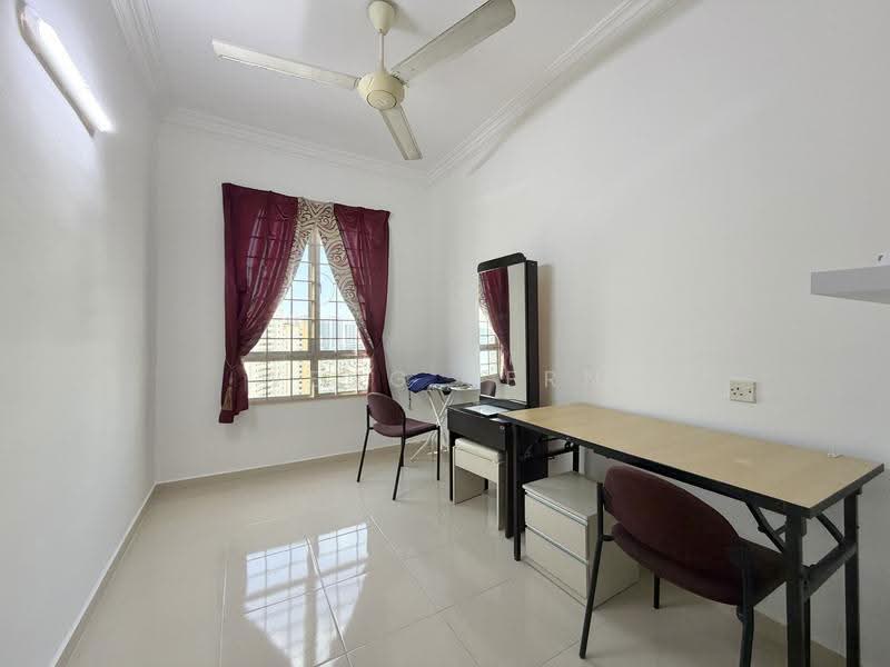 Kondominium untuk Disewa di Putra Place Condominium - Weng Sern - Bedroom - PropertyGuru.com.my