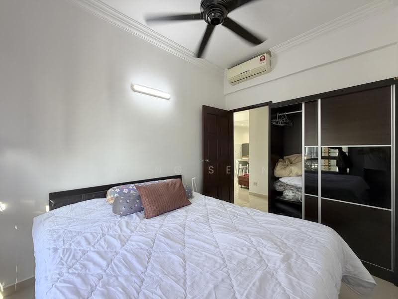 Kondominium untuk Disewa di Putra Place Condominium - Weng Sern - Bedroom - PropertyGuru.com.my