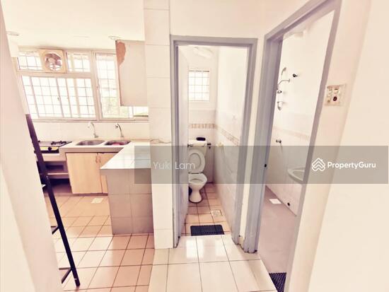 Pangsapuri Carlina 8 Jalan Sepah Puteri 5 1 Pju5 Kota Damansara Kota Damansara Damansara Selangor 3 Bedrooms 850 Sqft Apartments Condos Service Residences For Rent By Yuki Lam Rm 1 070 Mo 28996539