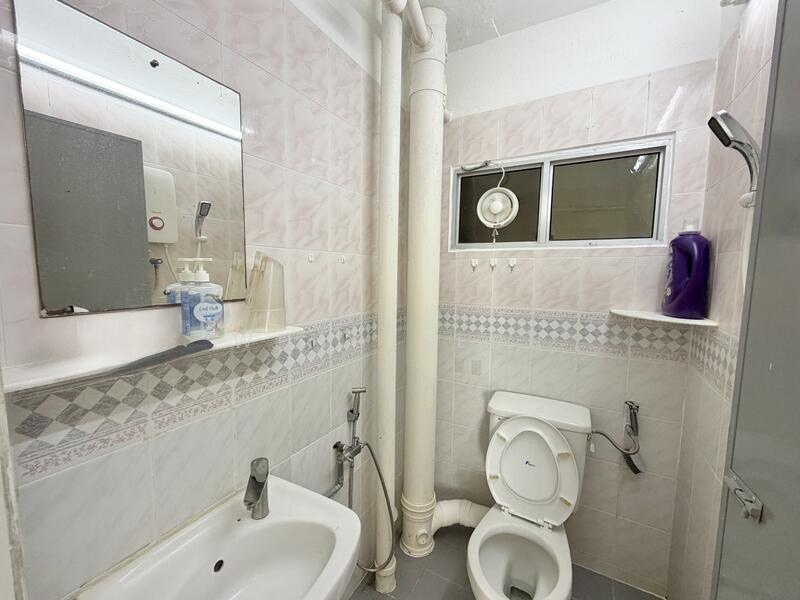 Untuk Disewa - Taman Kristal