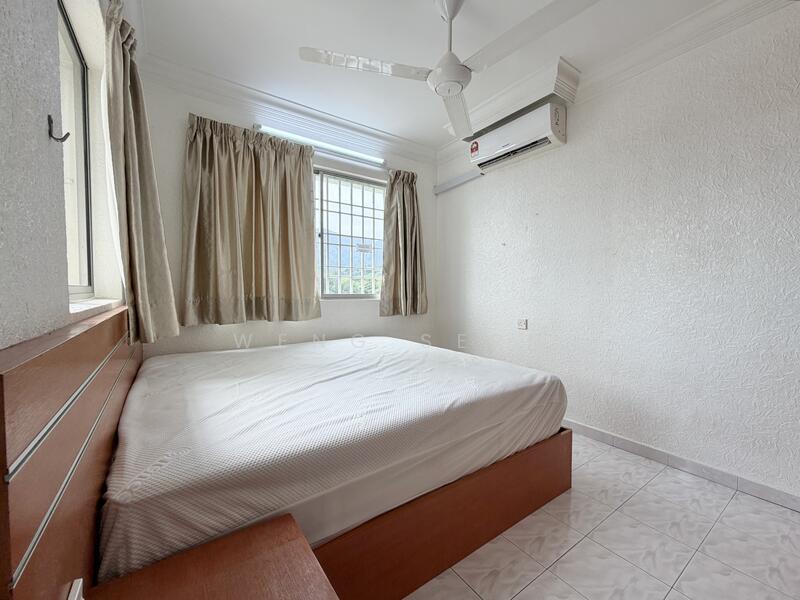 Untuk Disewa - Taman Kristal