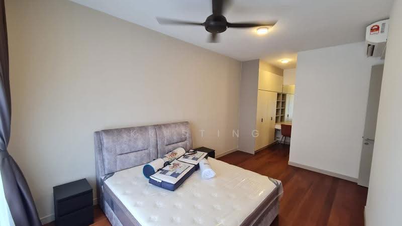 Kondominium untuk Dijual di Residensi Astrea - Kristing . - Bedroom - PropertyGuru.com.my