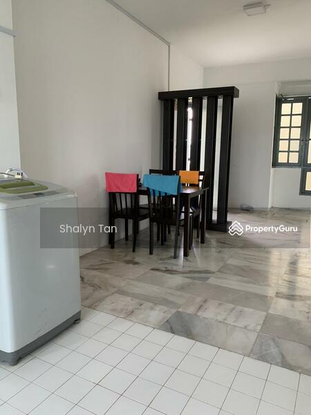 Untuk Dijual - Ujong Pasir
