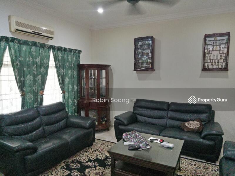 Untuk Dijual - Double Storey Terrace in Pertam Jaya, Ujong Pasir