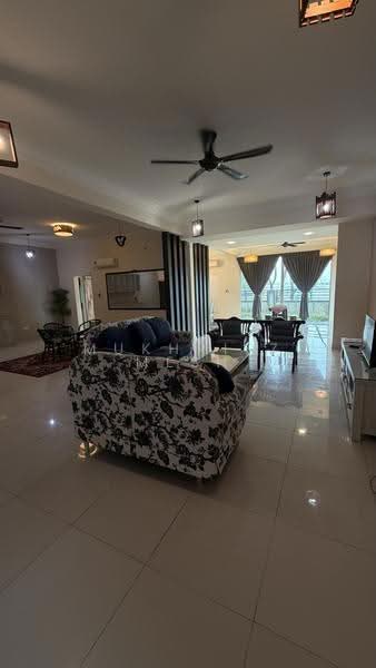 Semi-Detached House for Rent in Taman Mount Austin (Tebrau) - Mukhriez Mesh - Living Room - PropertyGuru.com.my