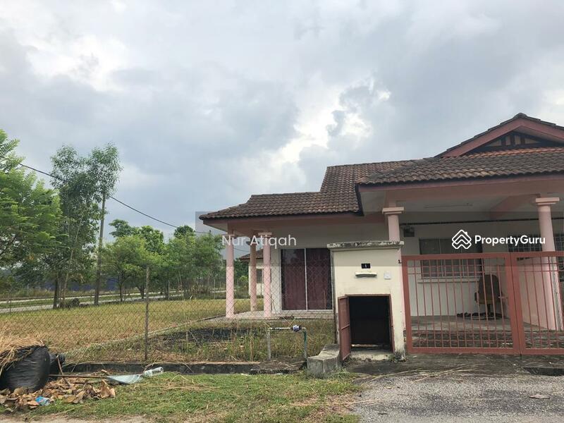 Rumah Sewa Alam Perdana Puncak Alam / Rooms For Rent In Puncak Alam