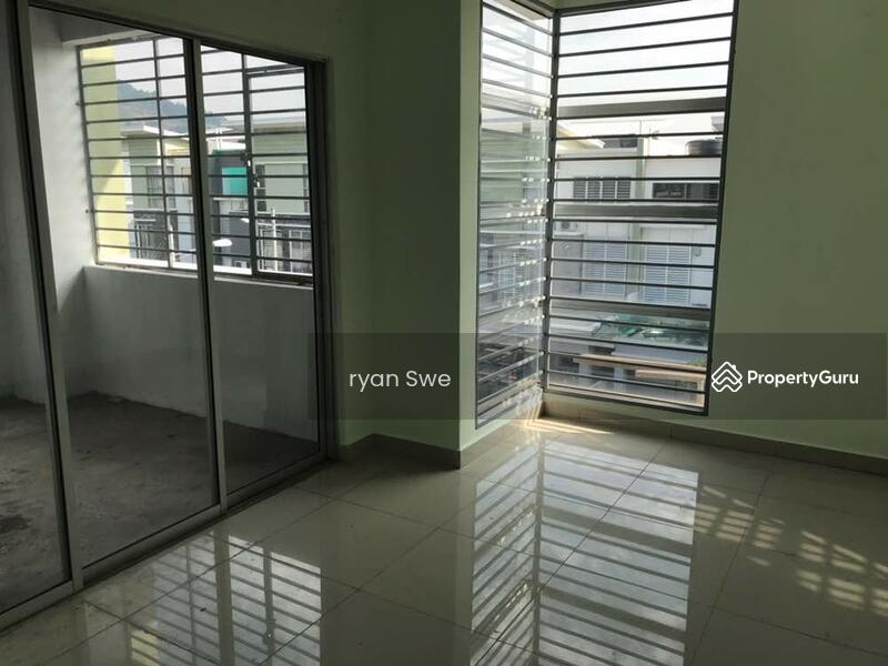 3-storey Terraced House for Sale in Sungai Buloh (Selangor) - Ryan Swe - PropertyGuru.com.my