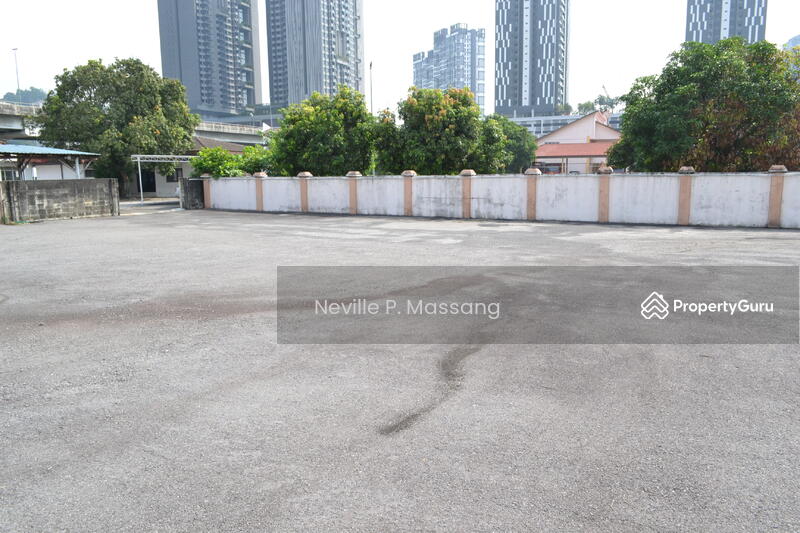 BUNGALOW LAND FOR SALE . 6th Mile Old Klang Road , Section 18, Off