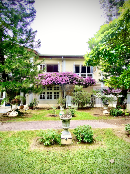 For Sale - Exclusive: Detached Residence on Jalan Pantai Molek, Tanjung Tokong, Now for Sale