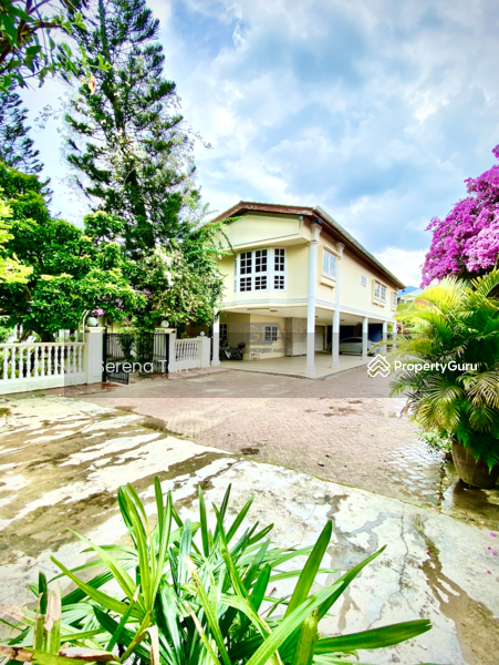 For Sale - Exclusive: Detached Residence on Jalan Pantai Molek, Tanjung Tokong, Now for Sale