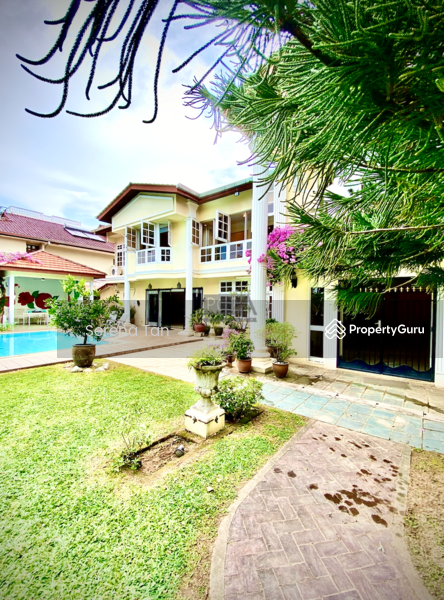 For Sale - Exclusive: Detached Residence on Jalan Pantai Molek, Tanjung Tokong, Now for Sale