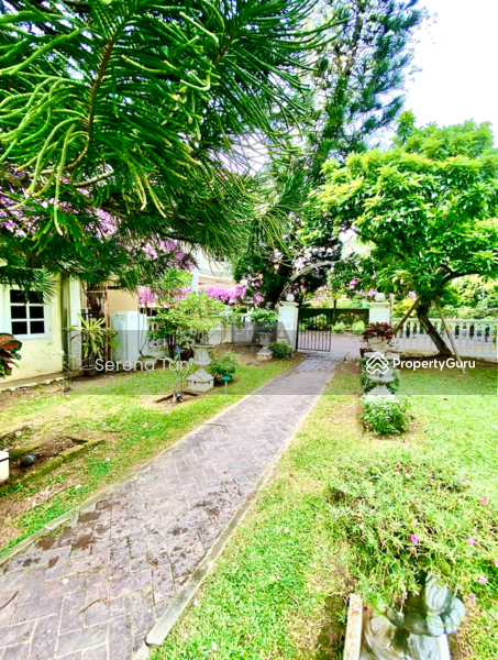 For Sale - Exclusive: Detached Residence on Jalan Pantai Molek, Tanjung Tokong, Now for Sale