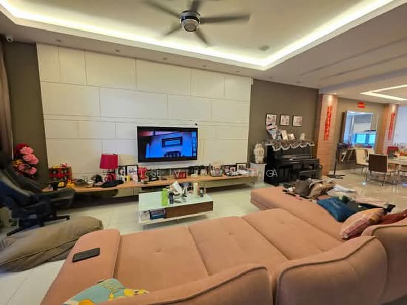 Condominium for Sale at Foreigner can buy [ Guaranteed Rental Returns ] KLCC New Investment Project - Steve Ong - Living Room - PropertyGuru.com.my