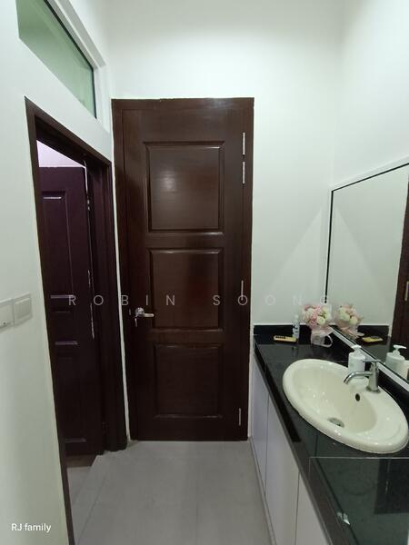 Untuk Dijual - 2.5 storey Link House "The Tropicana @ Taman Sentosa" in Bukit Baru for Sale