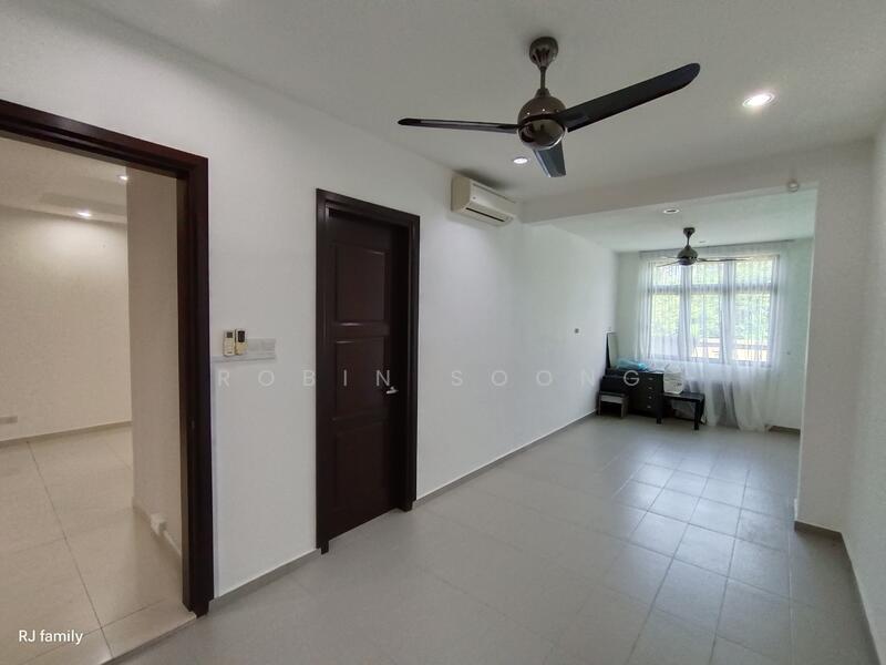 Untuk Dijual - 2.5 storey Link House "The Tropicana @ Taman Sentosa" in Bukit Baru for Sale