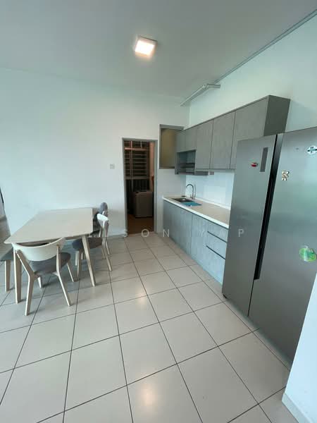 Servis Apartment untuk Disewa di The Zizz @ Damansara North - Wilson Yap - Kitchen - PropertyGuru.com.my